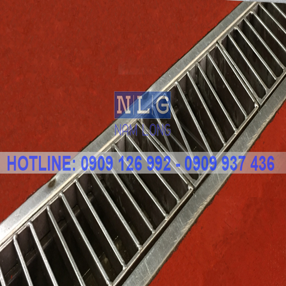 tấn sàn grating inox 