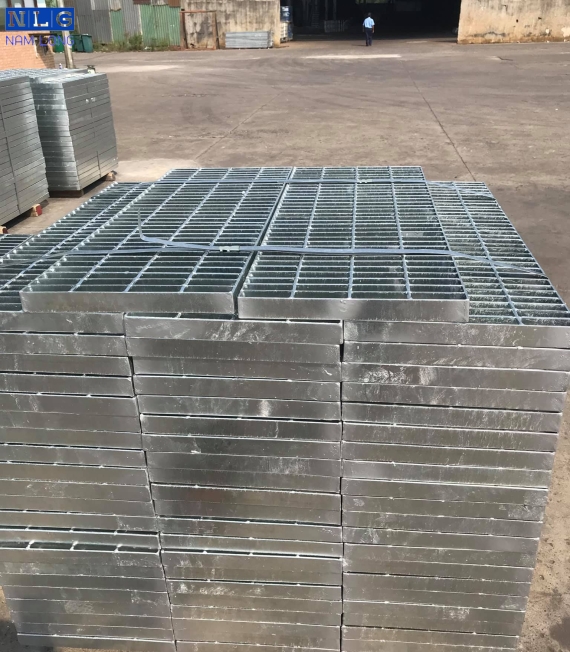 Nắp mương grating mạ kẽm nhúng nóng